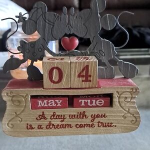 Mickey & Minnie Wooden Perpetual Calendar with Heart and Quote